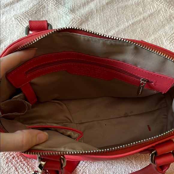 Red Handbag - Picture 6 of 7